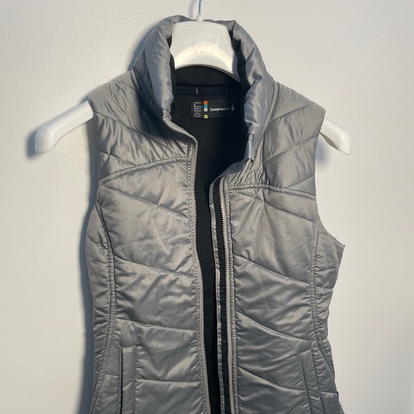 Smartwool Smartloft 150 Insulated Puffer Vest, Silver, Merino Wool, Size Small - Picture 1 of 6